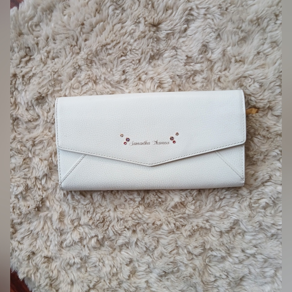 💎 Samantha Thavasa Women's Wallet